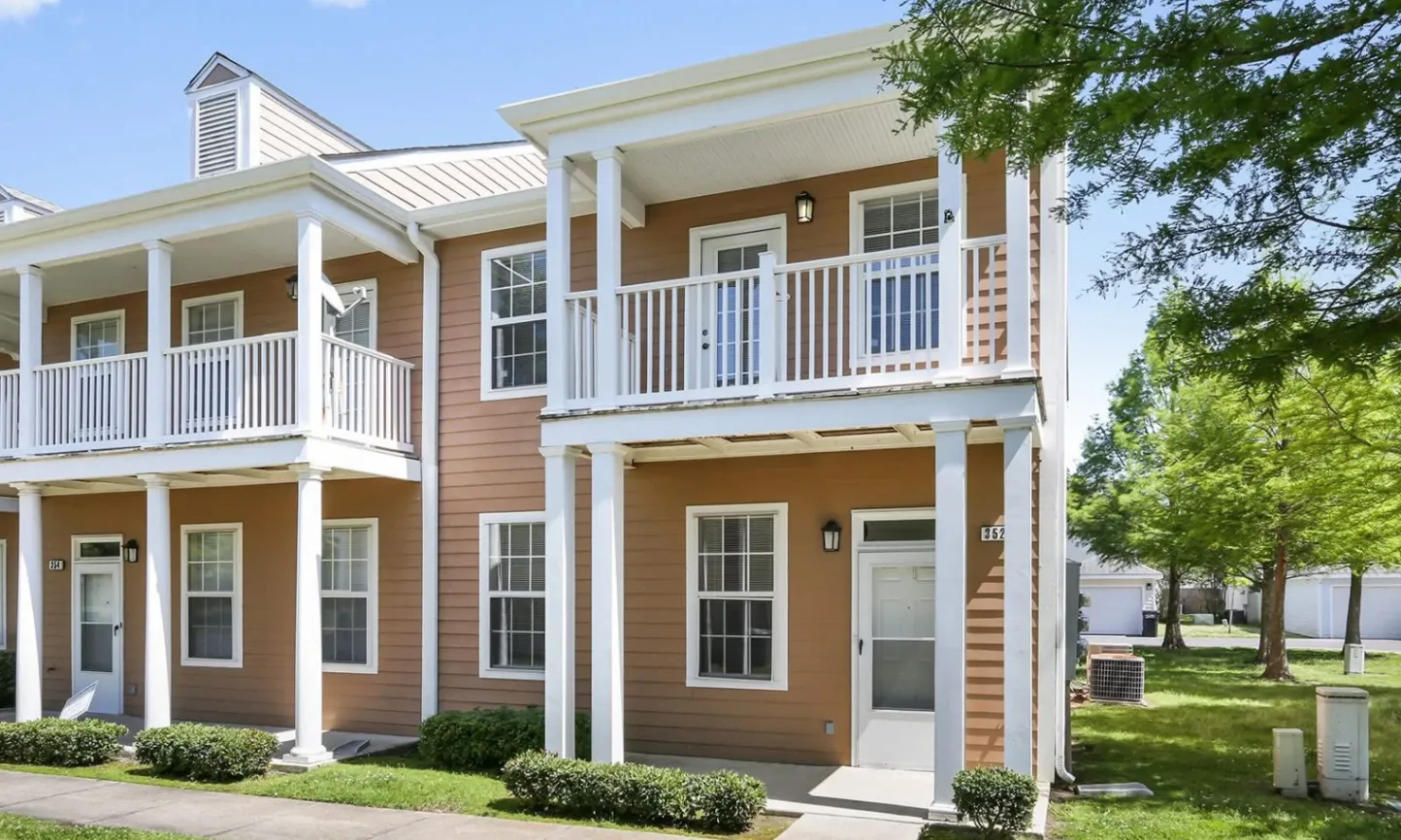 deal for Don't miss out on finding your new home! For a limited time, enjoy $500 off your first full month’s rent on 2- and 3-bedroom homes, or $1,200 off your first full month’s rent on 4-bedroom homes. 