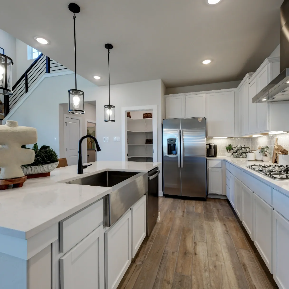 Hakes Brothers at Hickory Ridge gallery photo 4