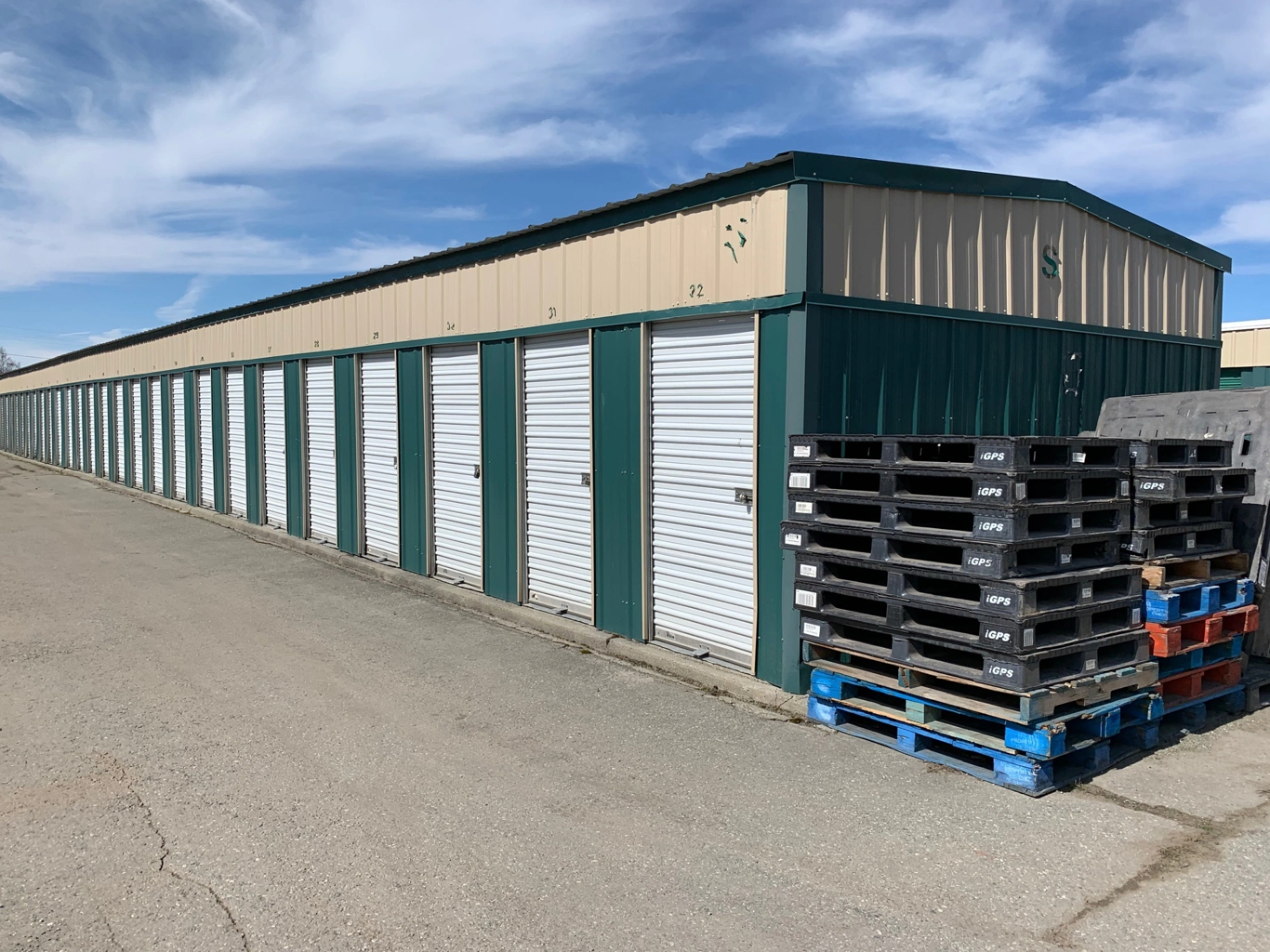Arctic Storage at Midtown, Foothills & Park Lane gallery photo 3