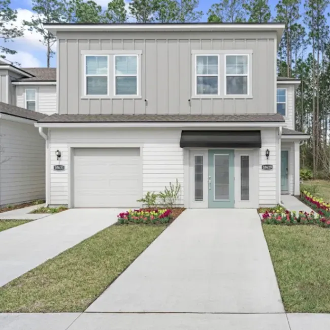 Century Communities - The Villas at Bishop Oaks gallery photo 0