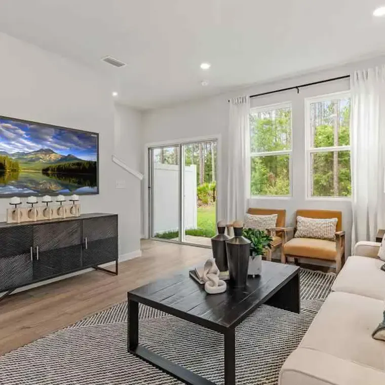 Century Communities - The Villas at Bishop Oaks gallery photo 5