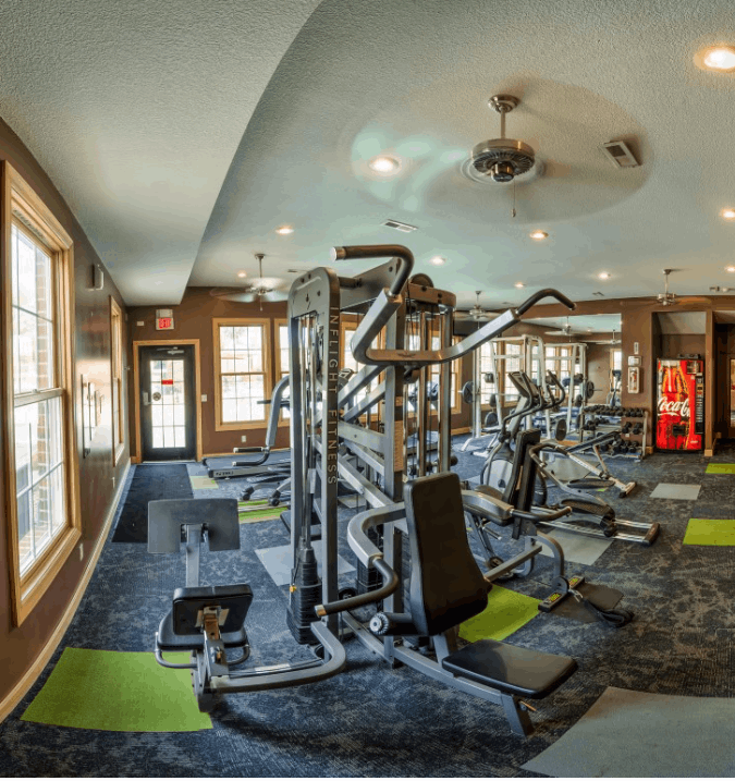 Williamsburg Plaza Apartments gallery photo 5