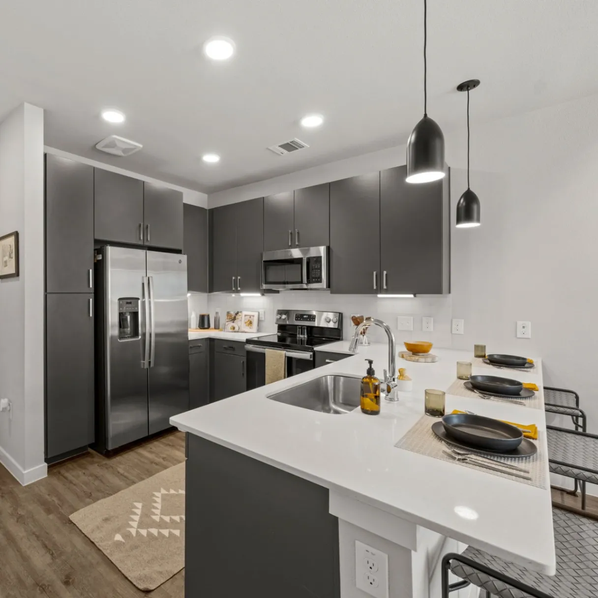 Lucent Apartments gallery photo 5