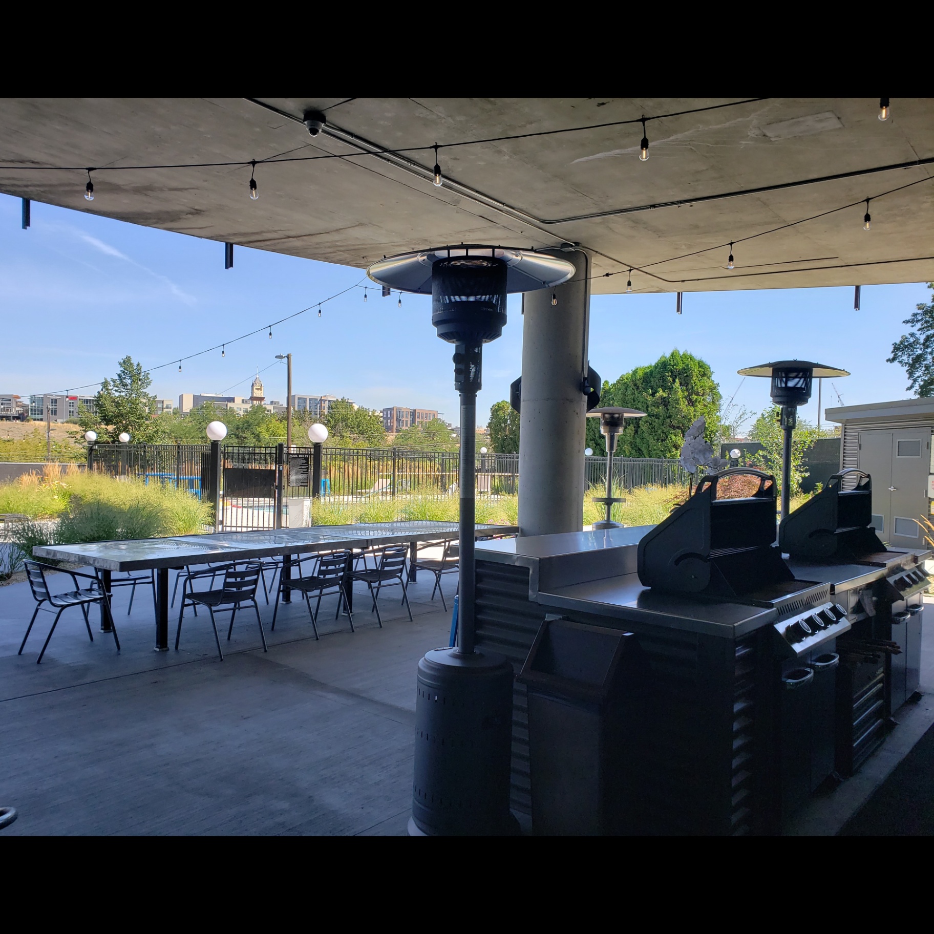 Riverfalls Tower Apartments gallery photo 5