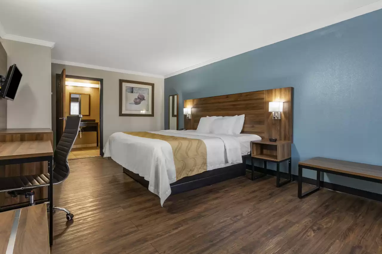 Quality Inn & Suites Fort Jackson gallery photo 5