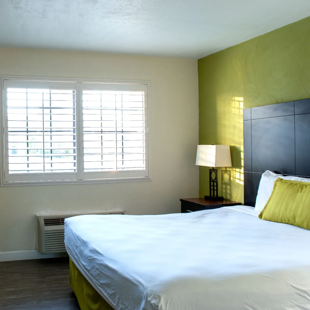 Western Inn gallery photo 2