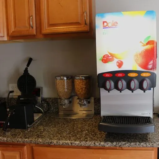 Western Inn gallery photo 6