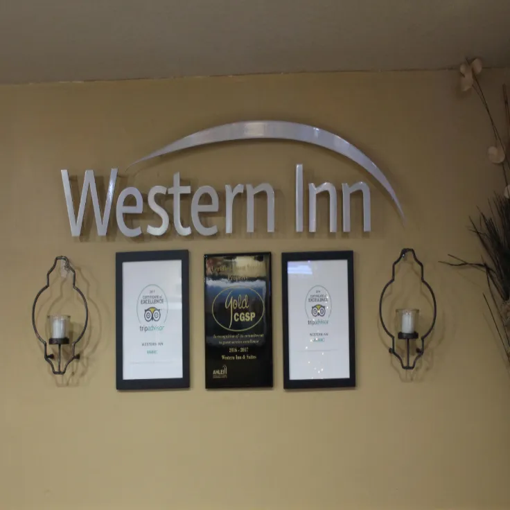 Western Inn gallery photo 9
