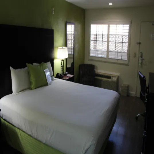 Western Inn gallery photo 10