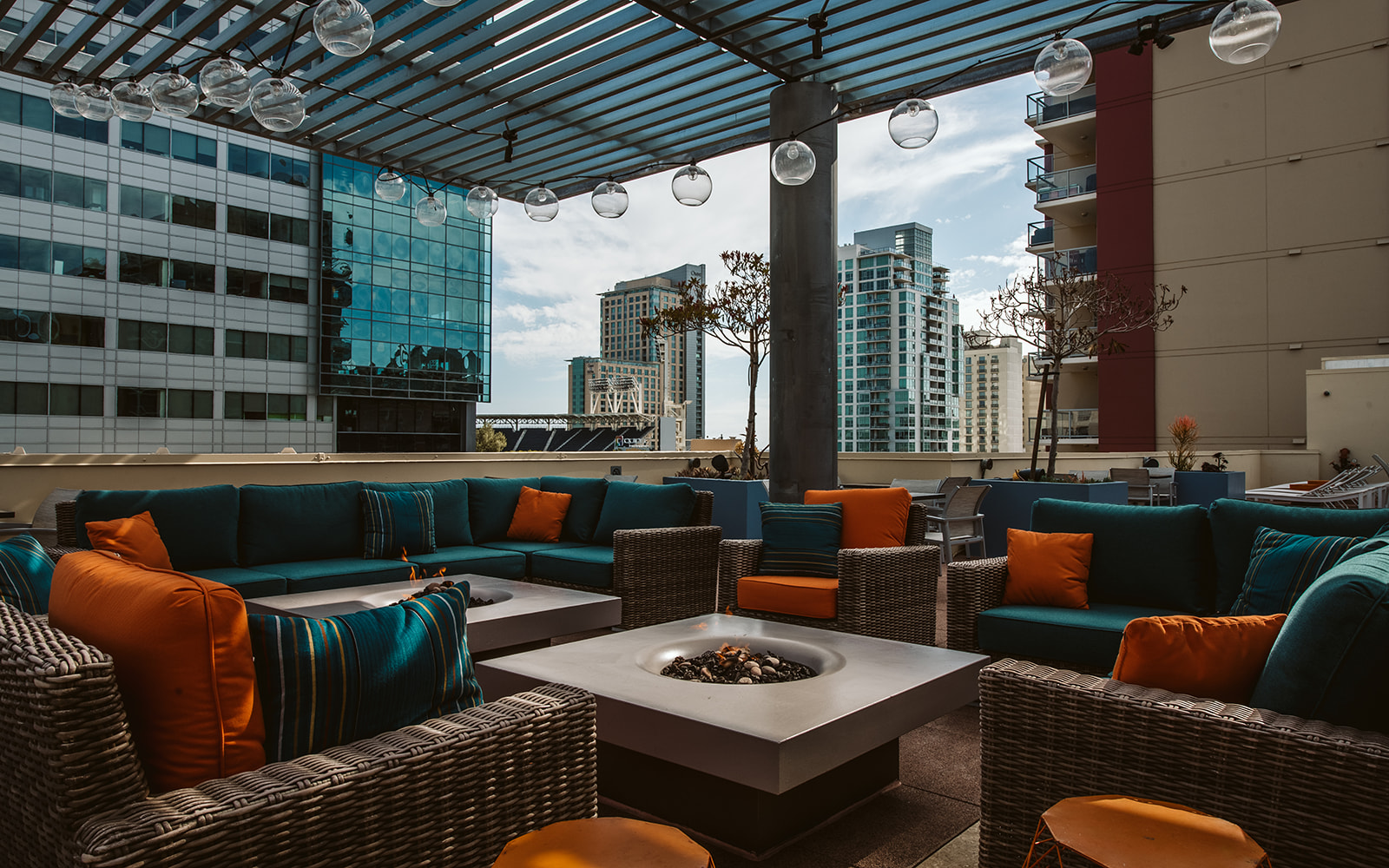 Urbana Rental Flats gallery photo 1