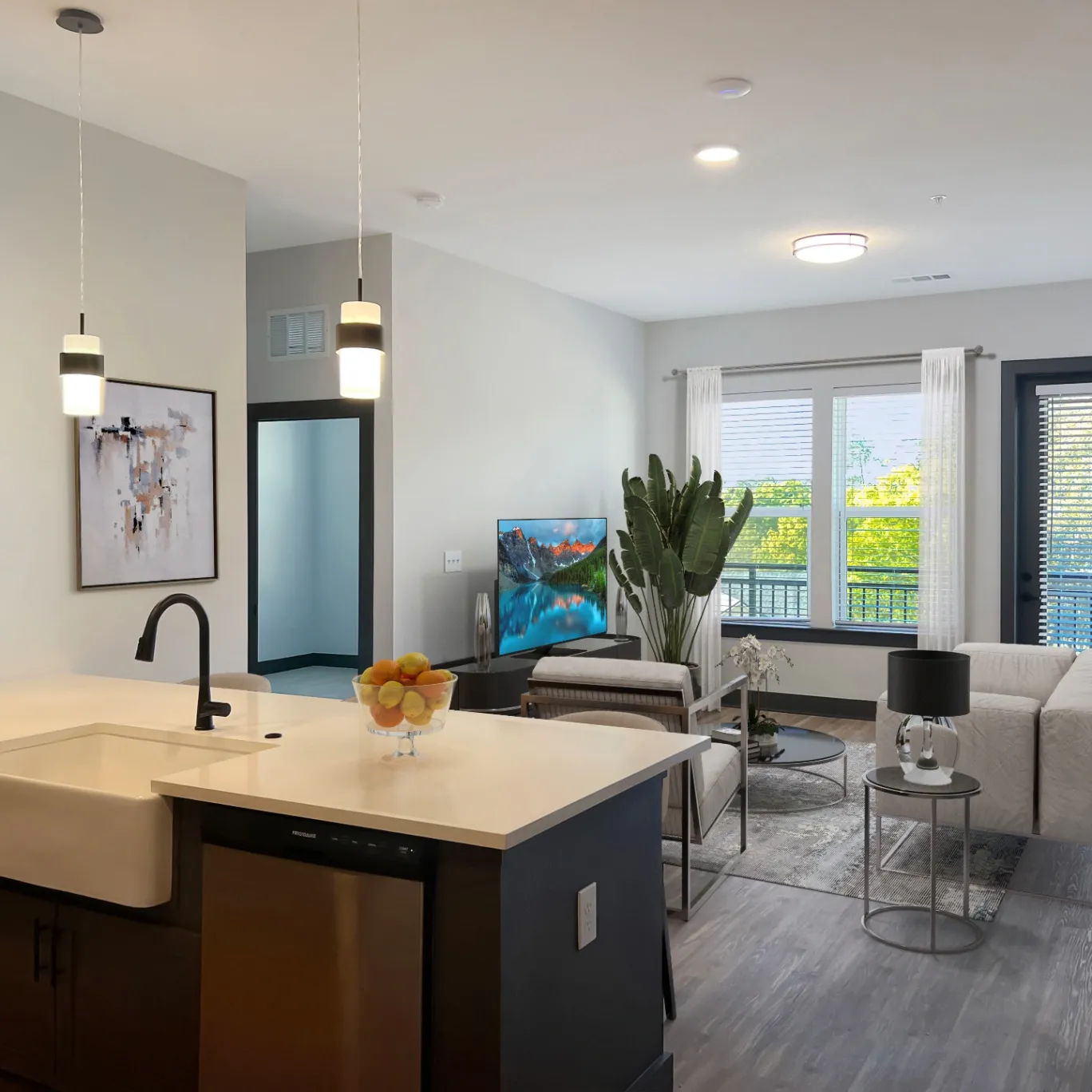 Jack on Beach Apartments gallery photo 3