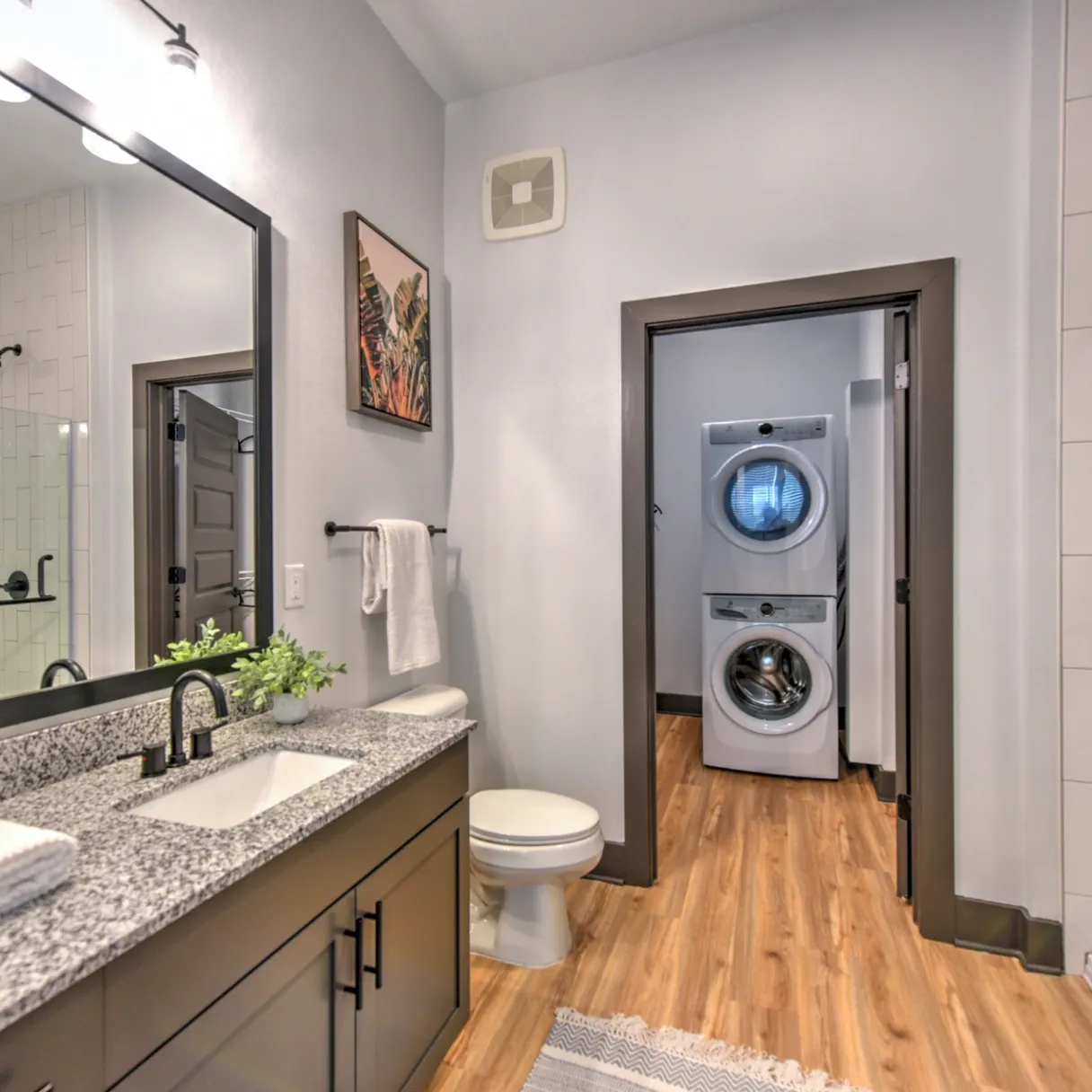 Jack on Beach Apartments gallery photo 4