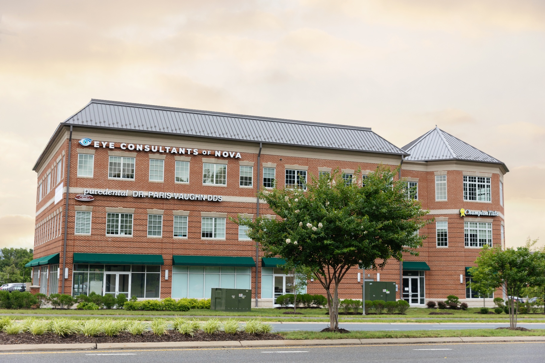 Eye Consultants of Northern VA, PC gallery photo 1