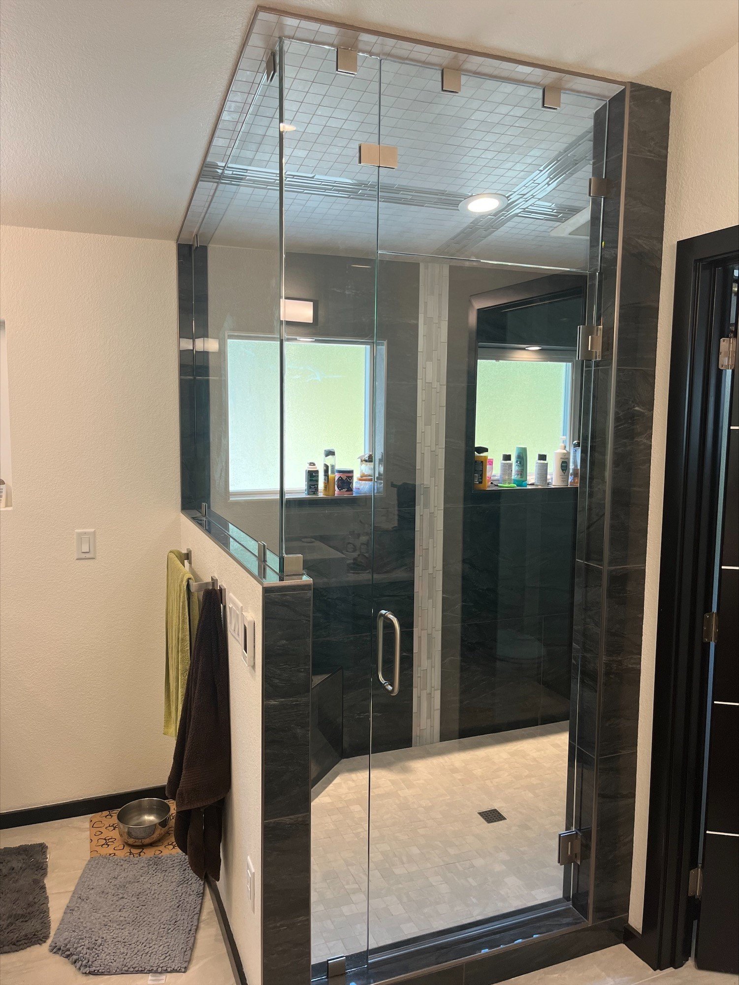 South Tacoma Glass Specialists gallery photo 1