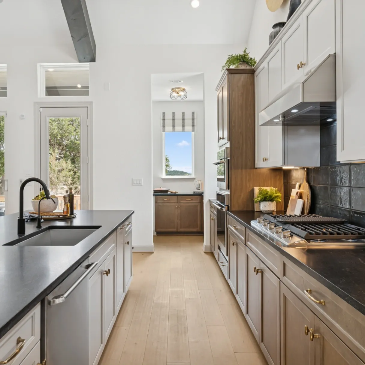 David Weekley Homes gallery photo 8