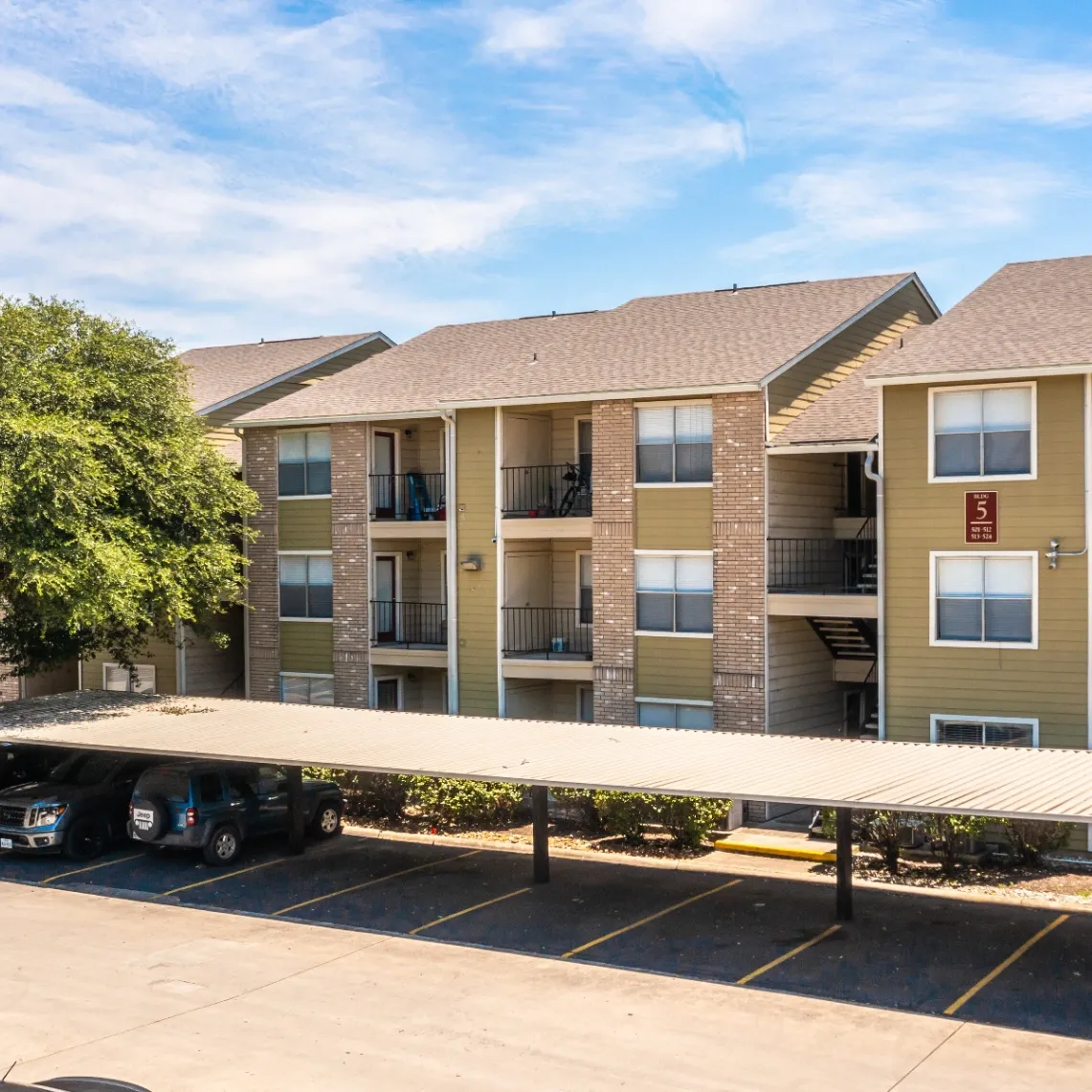 Avalon Apartments gallery photo 3