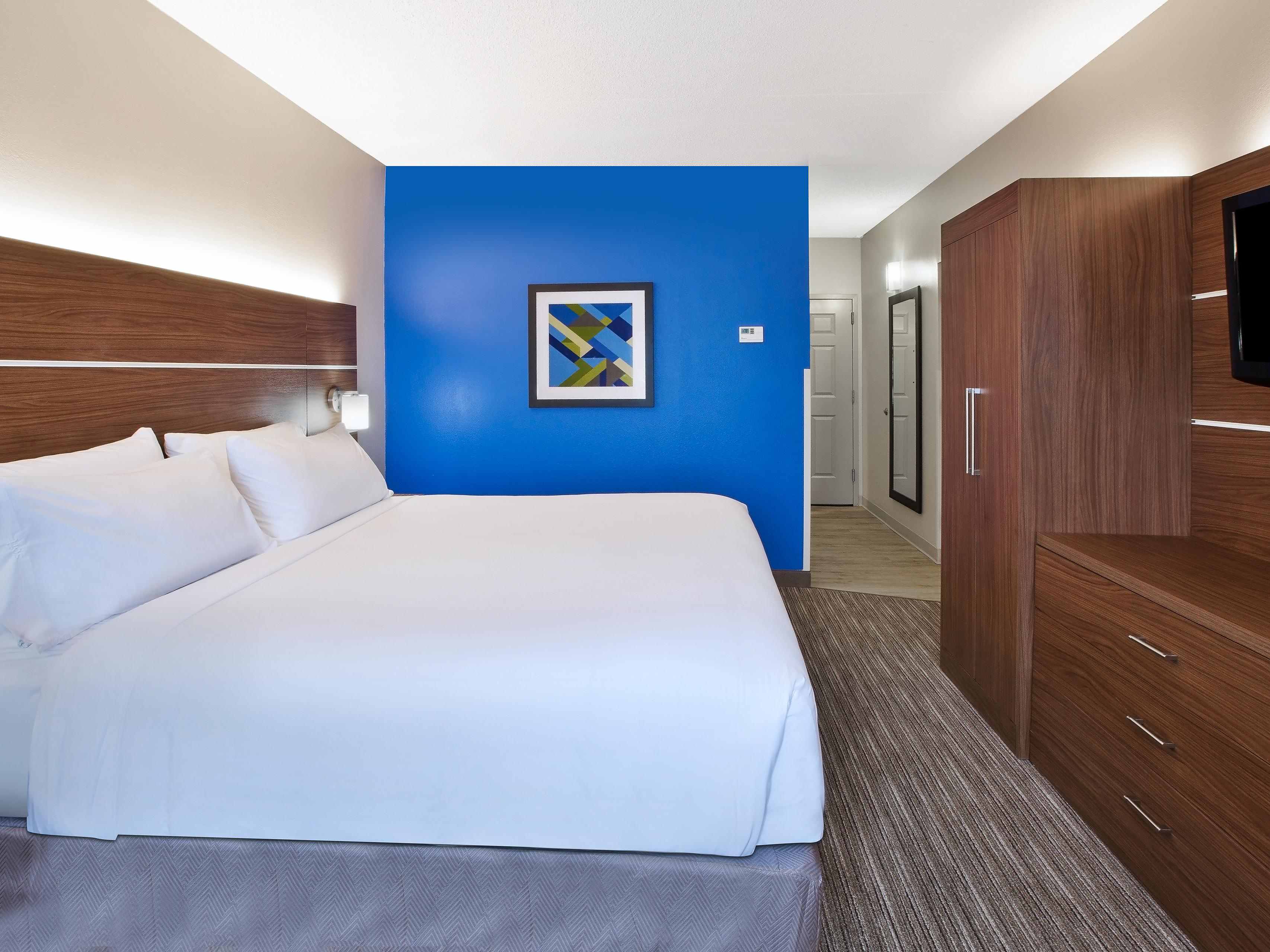 Holiday Inn Express - Manchester Conference Center gallery photo 2