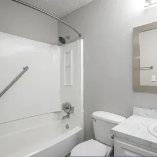 Woodlake Properties gallery photo 6