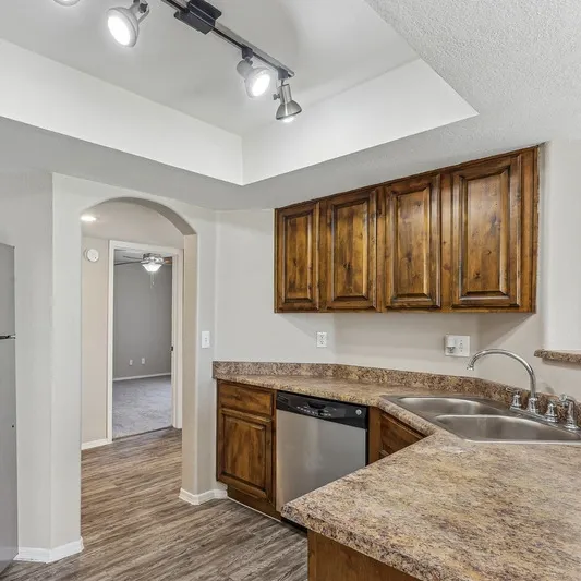 San Montego Apartments gallery photo 1