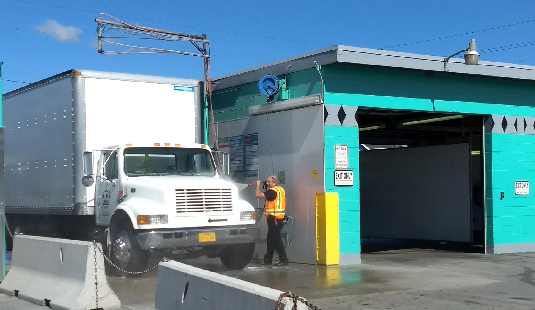 Mountain View Car Wash Inc gallery photo 5