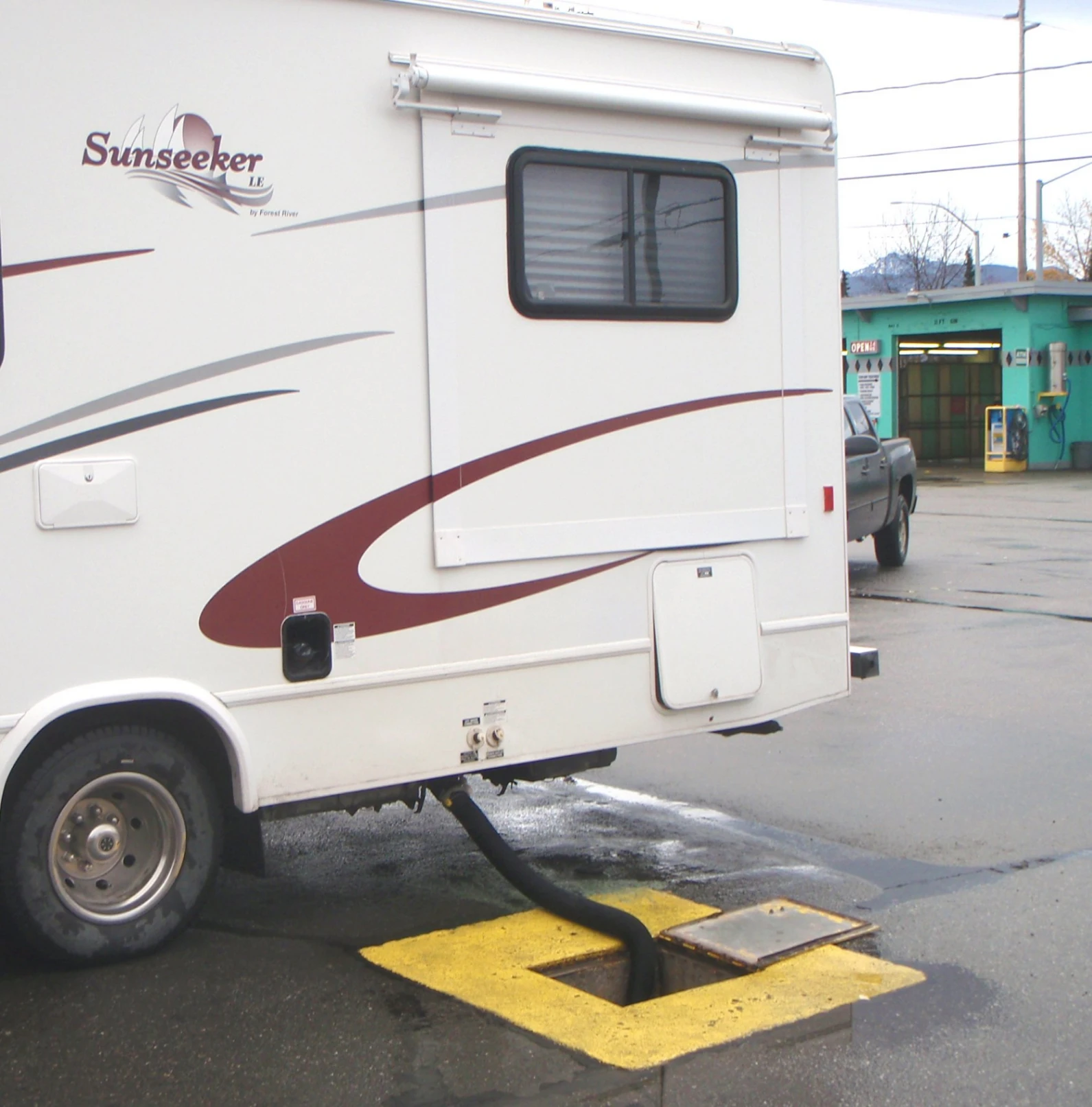 Mountain View Car Wash Inc gallery photo 10