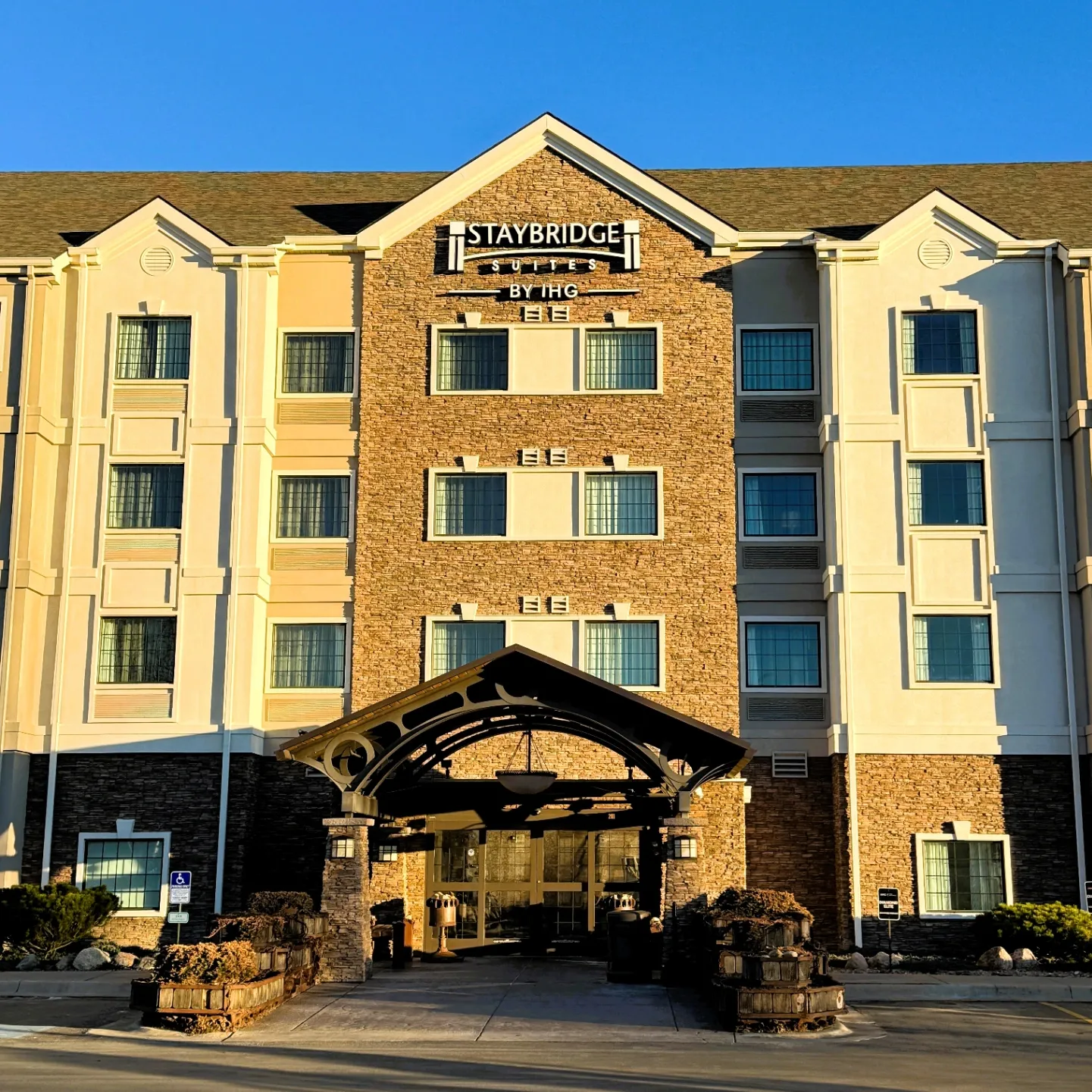 Staybridge Suites Great Falls gallery photo 9