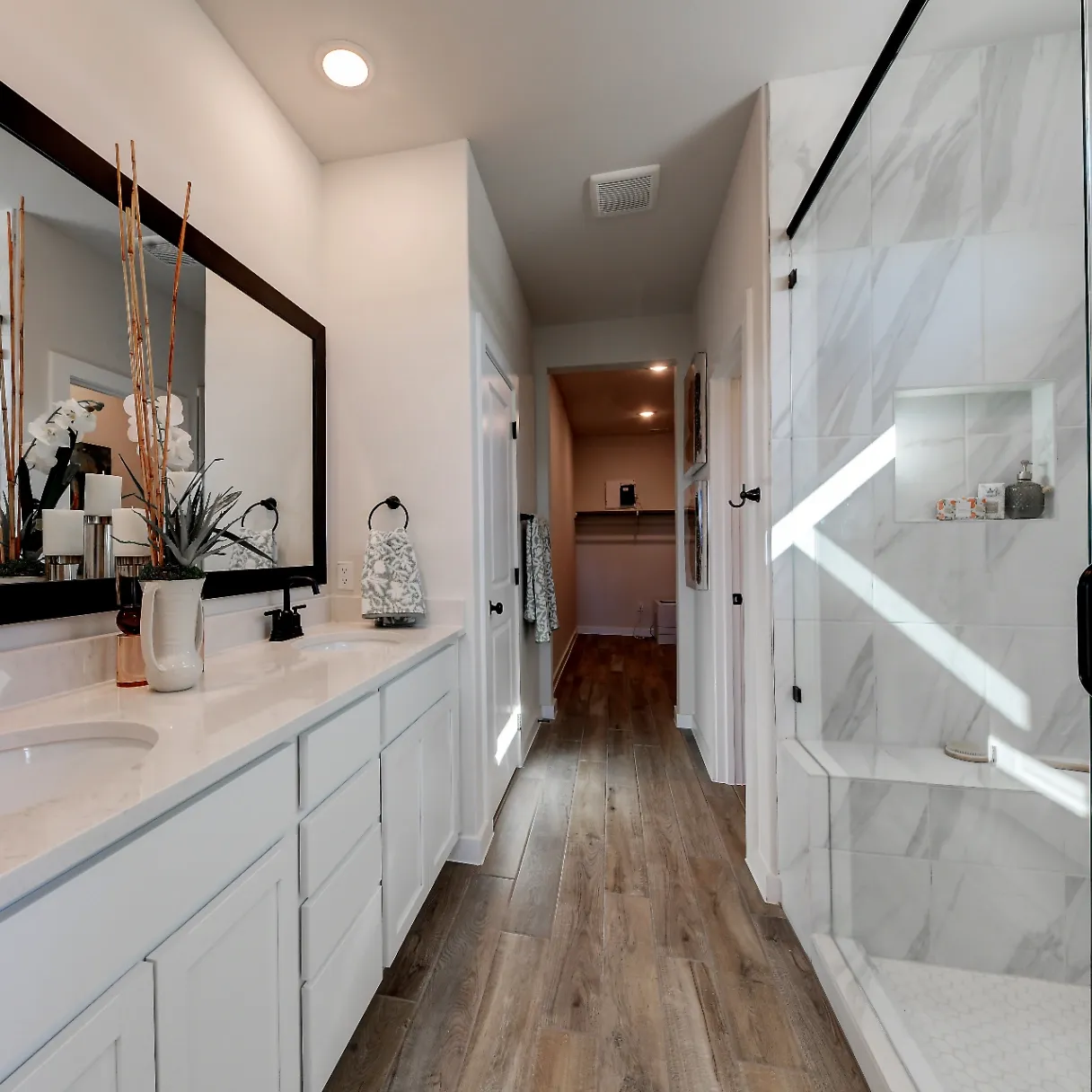 Hakes Brothers gallery photo 5