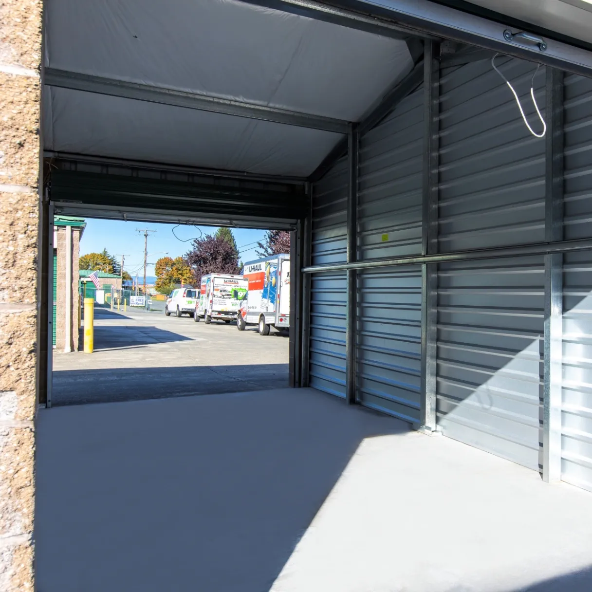 Burlington Freeway Storage gallery photo 3