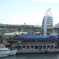 Fishlips Waterfront Bar and Grill gallery photo 2