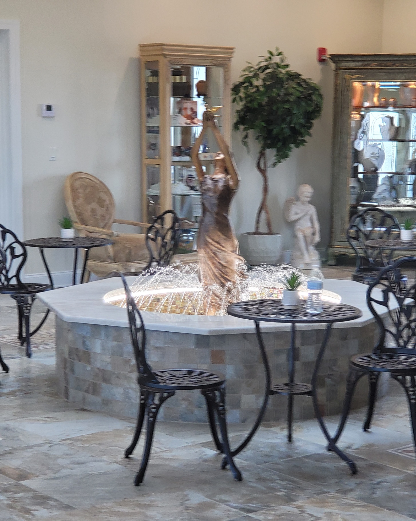 Oliverie Funeral Home gallery photo 5