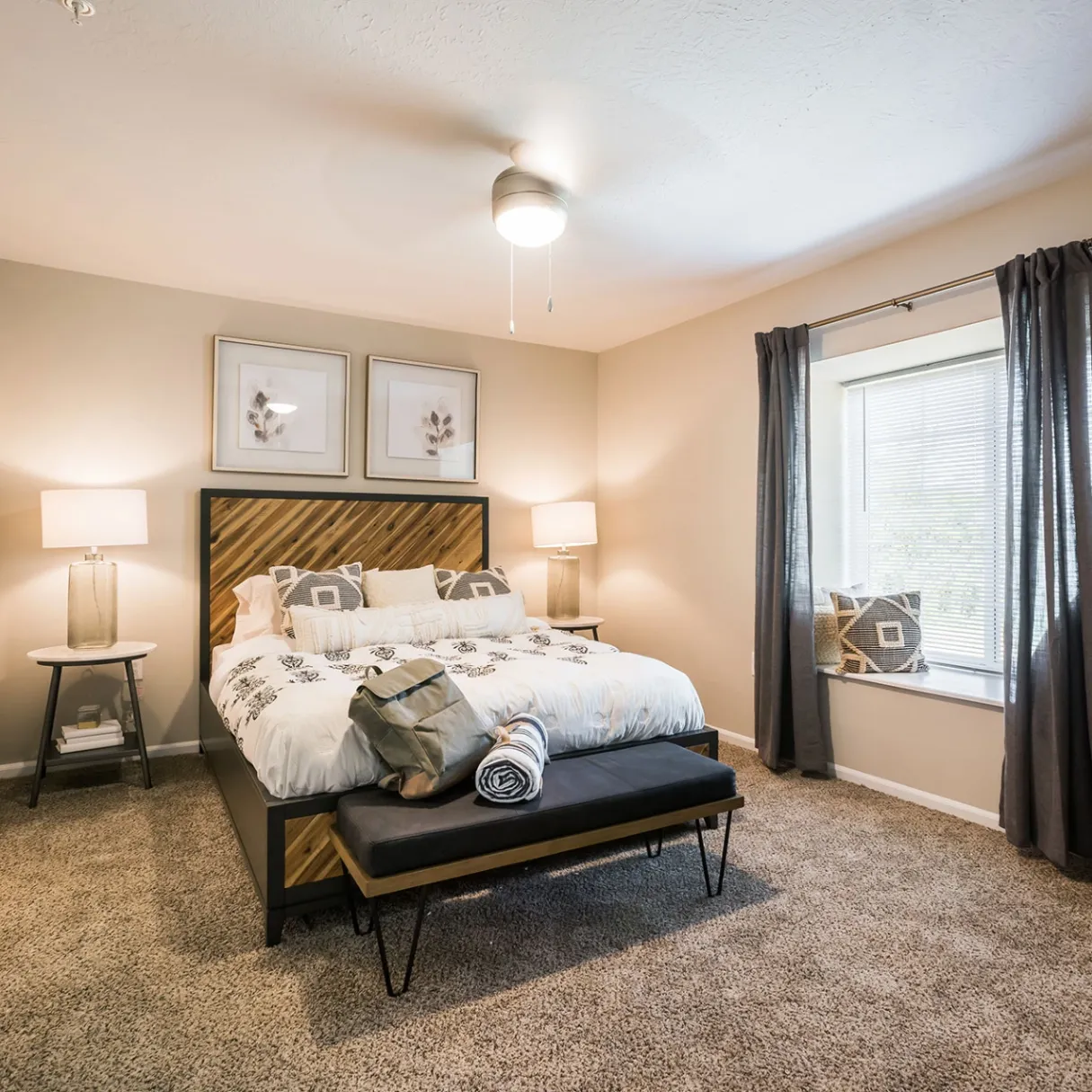 Redwood Apartment Neighborhoods gallery photo 4