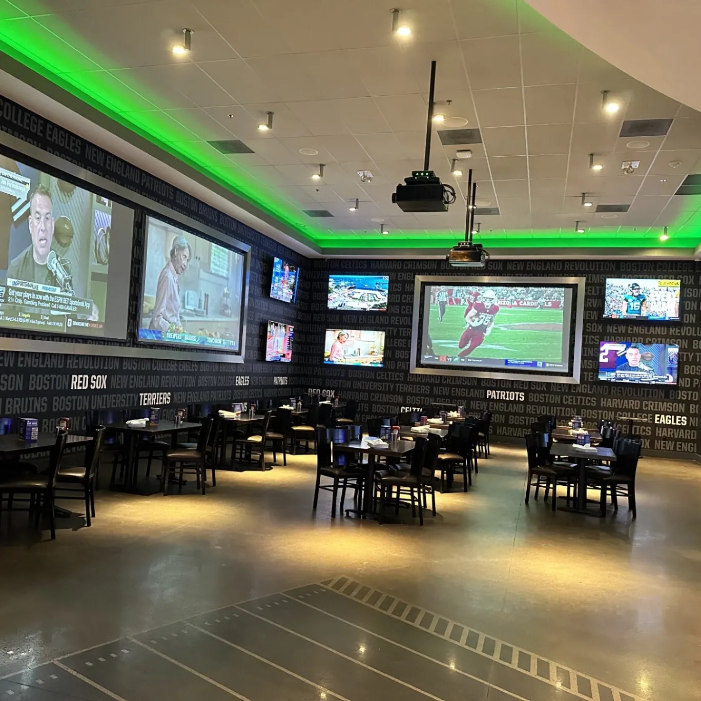 Dave and Buster's gallery photo 3