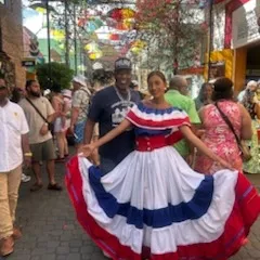 Dream Vacations by Willie Hodges gallery photo 9