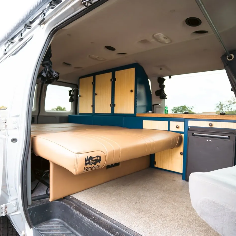 Vamonos Vans Inc gallery photo 9