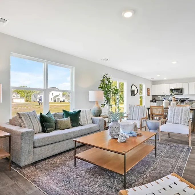 Patriot Pointe at Towne Pointe by D.R. Horton gallery photo 3