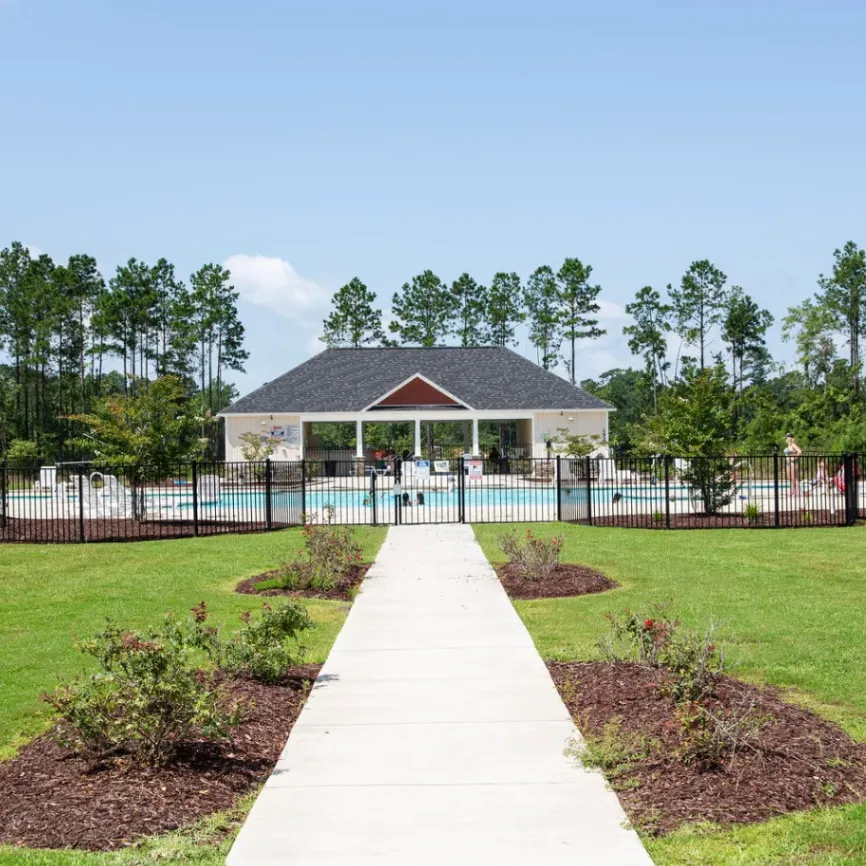 Patriot Pointe at Towne Pointe by D.R. Horton gallery photo 5